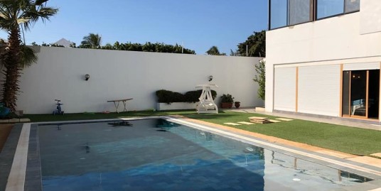 Magnifique villa R+1 Almadies